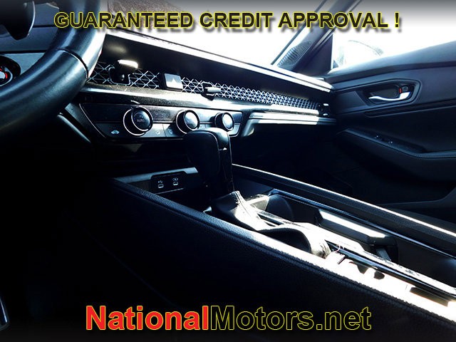 Honda Accord Hybrid Vehicle Full-screen Gallery Image 15