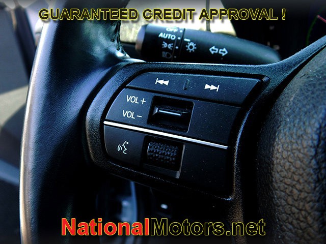 Honda Accord Hybrid Vehicle Full-screen Gallery Image 17