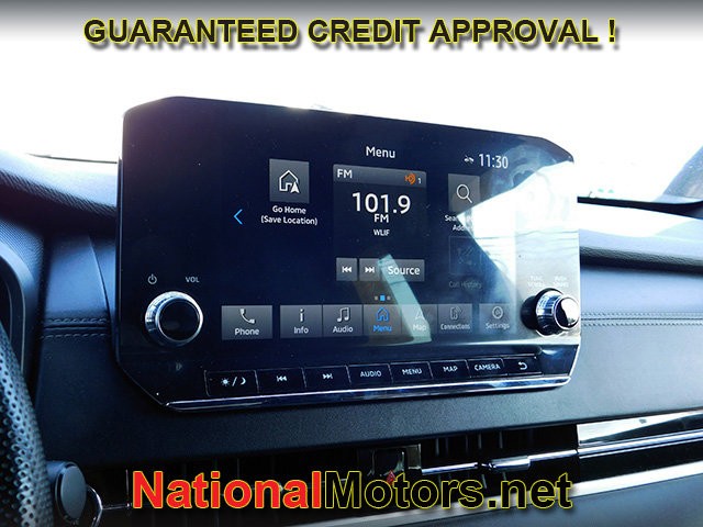 Mitsubishi Outlander Vehicle Full-screen Gallery Image 15