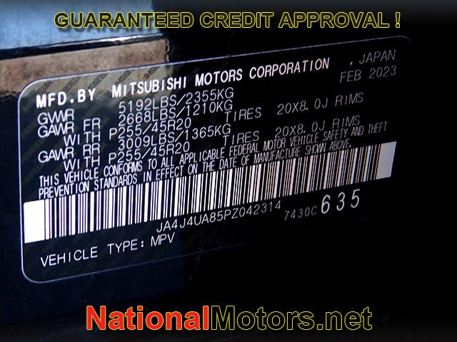 Mitsubishi Outlander Vehicle Full-screen Gallery Image 22