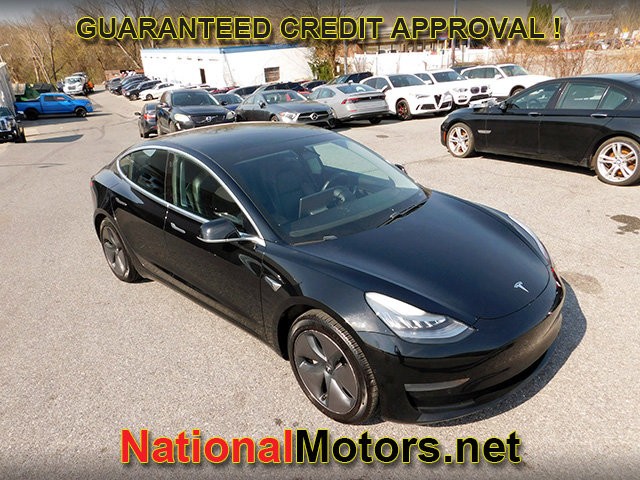Tesla Model 3 Vehicle Full-screen Gallery Image 52