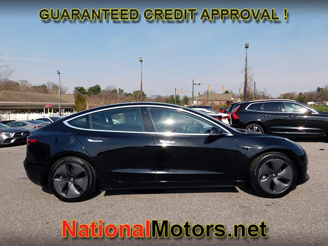 Tesla Model 3 Vehicle Full-screen Gallery Image 54