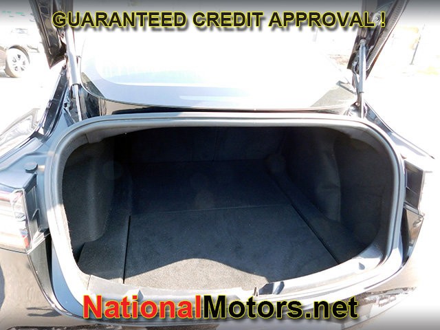 Tesla Model 3 Vehicle Full-screen Gallery Image 56