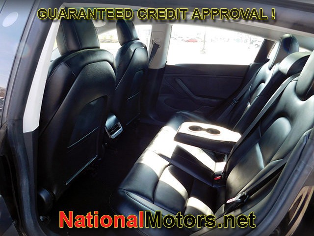 Tesla Model 3 Vehicle Full-screen Gallery Image 58