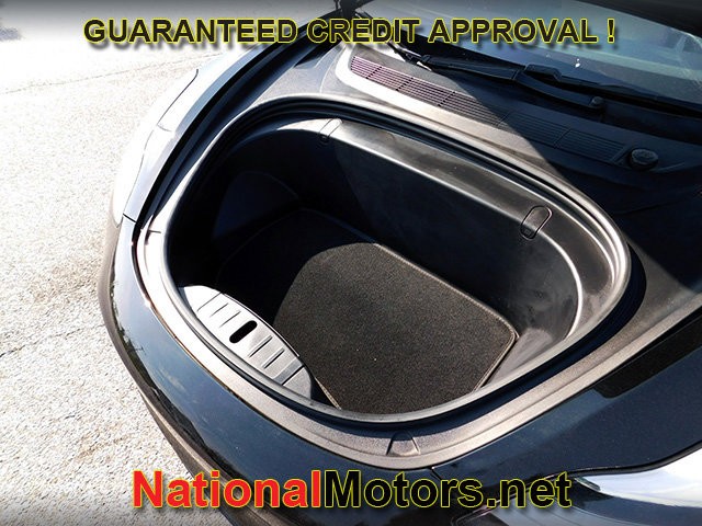 Tesla Model 3 Vehicle Full-screen Gallery Image 70