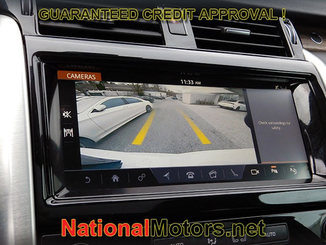 Land Rover Discovery Vehicle Full-screen Gallery Image 22