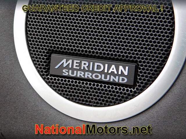 Land Rover Discovery Vehicle Full-screen Gallery Image 28