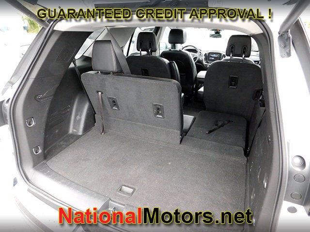 Chevrolet Traverse Vehicle Full-screen Gallery Image 08
