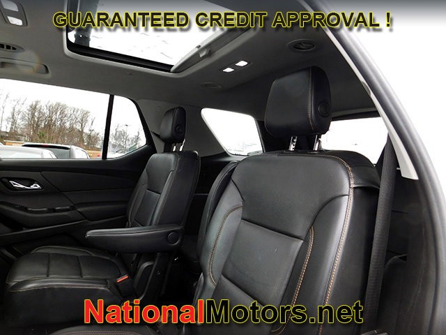 Chevrolet Traverse Vehicle Full-screen Gallery Image 12