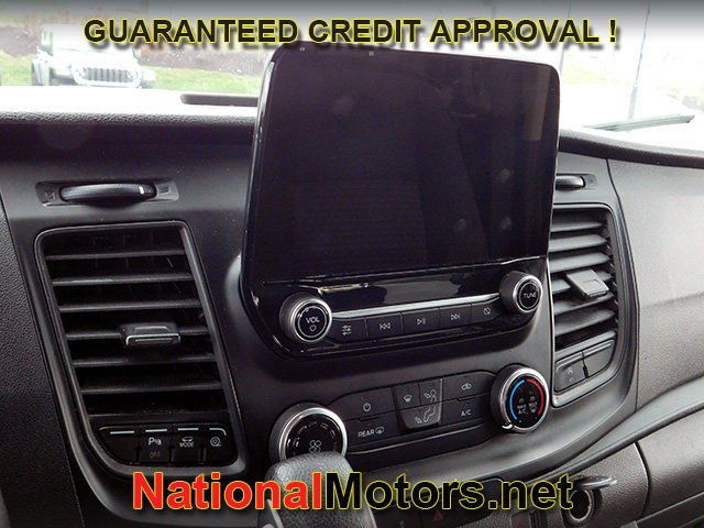 Ford Transit Passenger Wagon Vehicle Full-screen Gallery Image 15