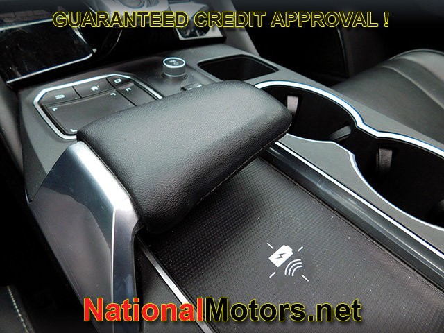 Acura MDX Vehicle Full-screen Gallery Image 20