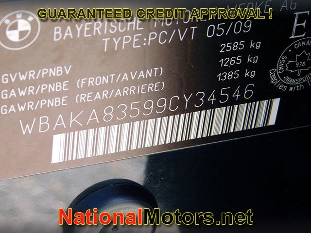 BMW 7 Series Vehicle Full-screen Gallery Image 27