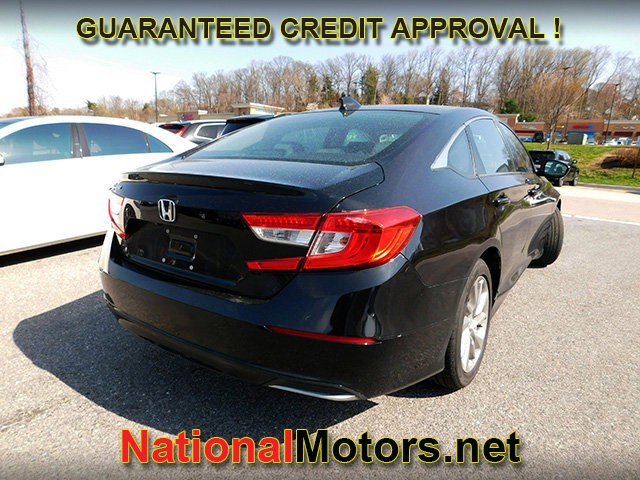 Honda Accord Sedan Vehicle Full-screen Gallery Image 04