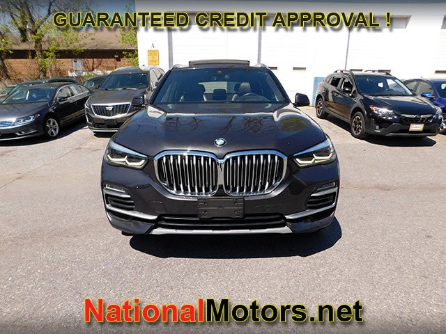 BMW X5 Vehicle Full-screen Gallery Image 03