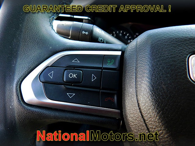 Jeep Compass Vehicle Full-screen Gallery Image 22