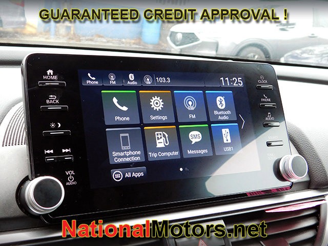 Honda Accord Sedan Vehicle Full-screen Gallery Image 14