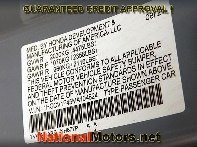 Honda Accord Sedan Vehicle Full-screen Gallery Image 22