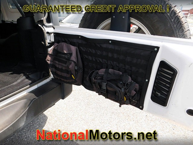 Jeep Wrangler Unlimited Vehicle Full-screen Gallery Image 05