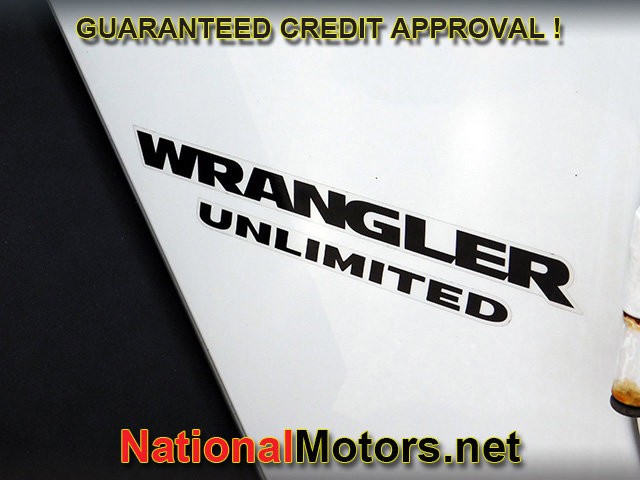 Jeep Wrangler Unlimited Vehicle Full-screen Gallery Image 06
