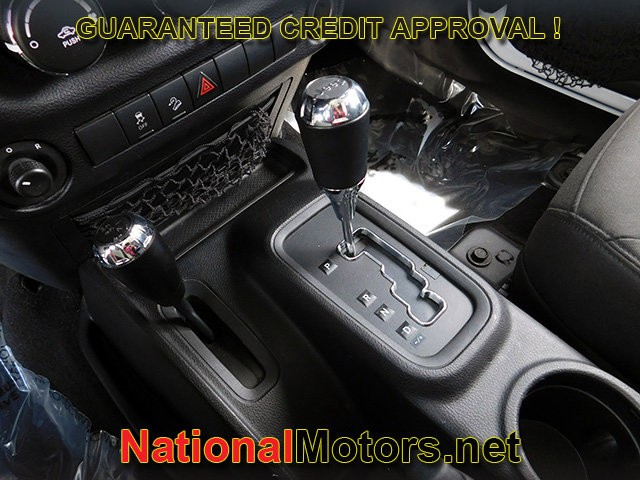 Jeep Wrangler Unlimited Vehicle Full-screen Gallery Image 14