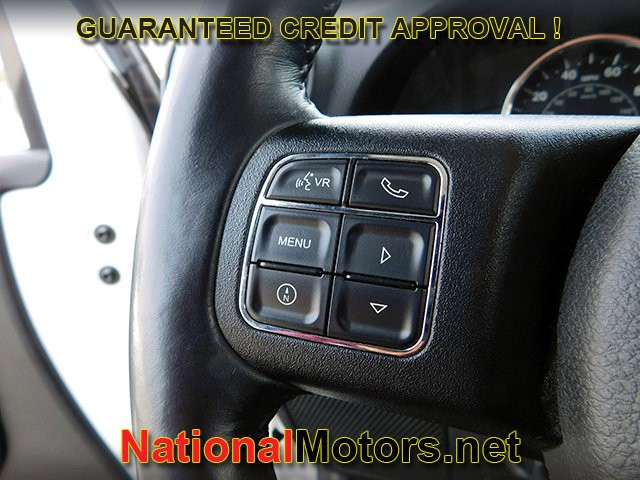 Jeep Wrangler Unlimited Vehicle Full-screen Gallery Image 16