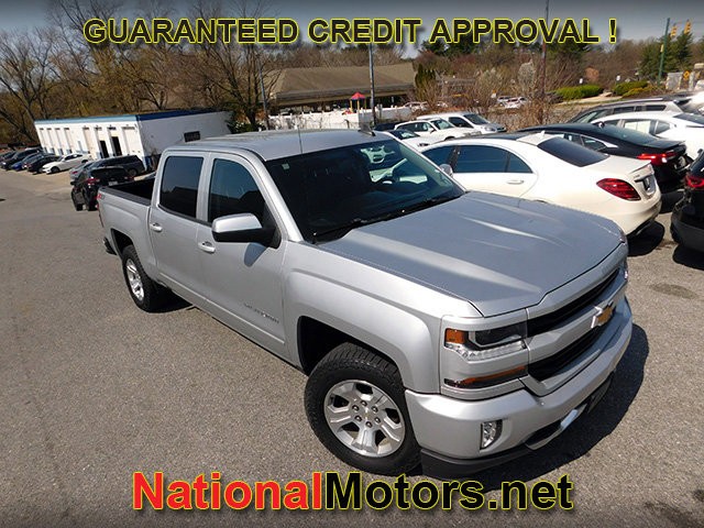 Chevrolet Silverado 1500 Vehicle Full-screen Gallery Image 02