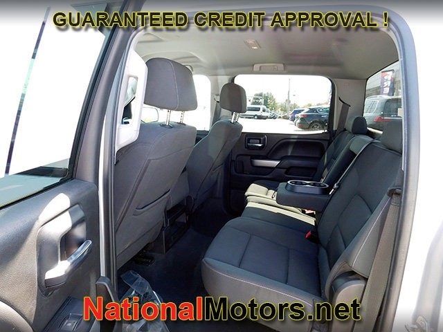 Chevrolet Silverado 1500 Vehicle Full-screen Gallery Image 10