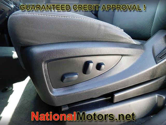 Chevrolet Silverado 1500 Vehicle Full-screen Gallery Image 14