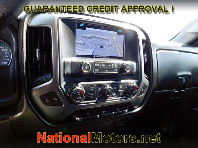 Chevrolet Silverado 1500 Vehicle Full-screen Gallery Image 15