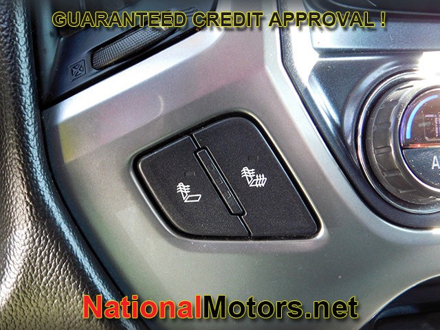 Chevrolet Silverado 1500 Vehicle Full-screen Gallery Image 18