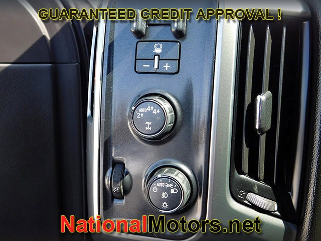 Chevrolet Silverado 1500 Vehicle Full-screen Gallery Image 22