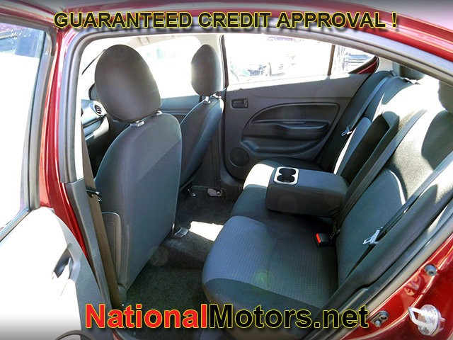 Mitsubishi Mirage G4 Vehicle Full-screen Gallery Image 07
