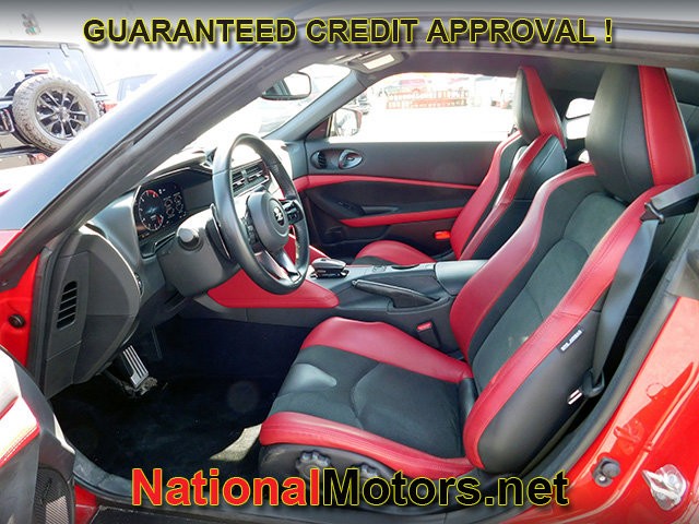 Nissan Z Vehicle Full-screen Gallery Image 11