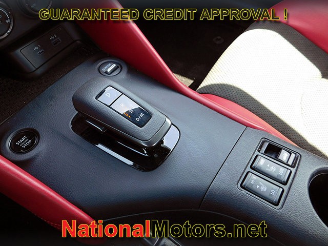 Nissan Z Vehicle Full-screen Gallery Image 17