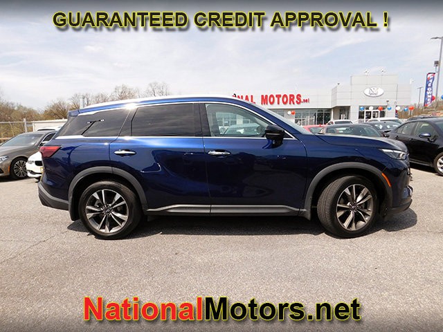 INFINITI QX60 Vehicle Full-screen Gallery Image 04