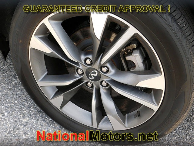 INFINITI QX60 Vehicle Full-screen Gallery Image 07