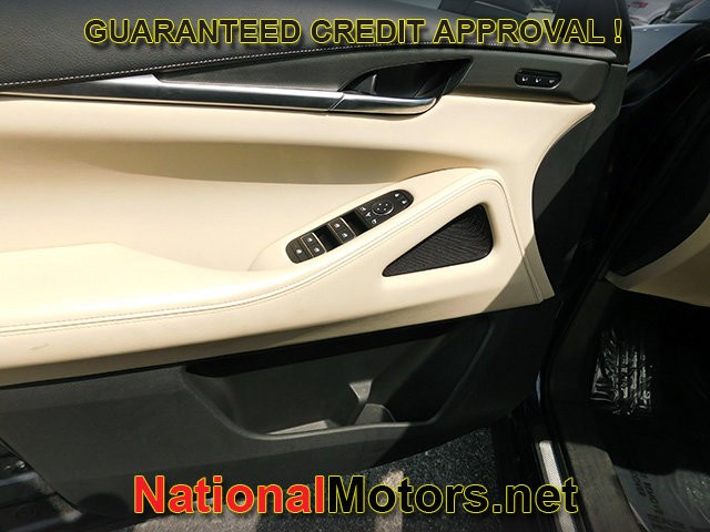 INFINITI QX60 Vehicle Full-screen Gallery Image 16