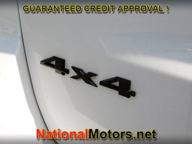 Jeep Grand Cherokee Vehicle Full-screen Gallery Image 06