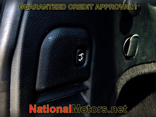 Jeep Grand Cherokee Vehicle Full-screen Gallery Image 09