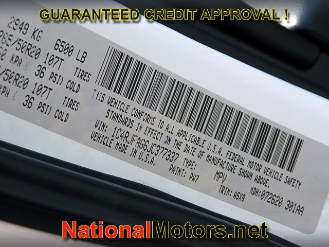 Jeep Grand Cherokee Vehicle Full-screen Gallery Image 26