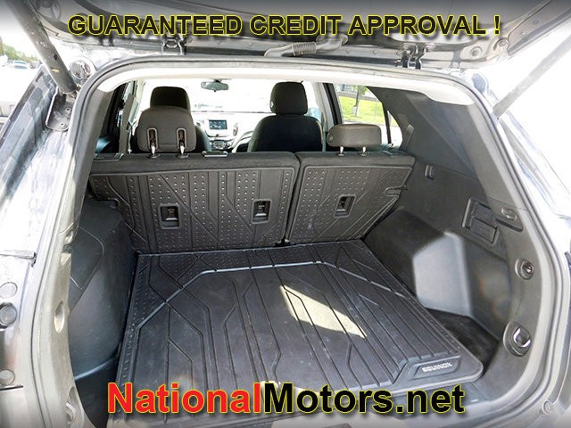 Chevrolet Equinox Vehicle Full-screen Gallery Image 06