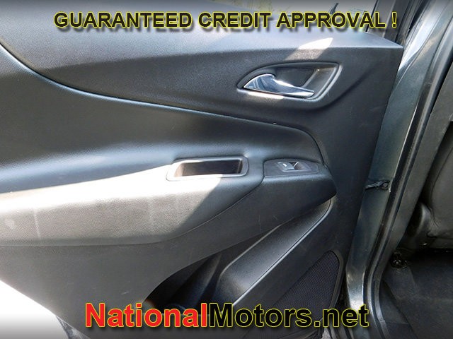 Chevrolet Equinox Vehicle Full-screen Gallery Image 08