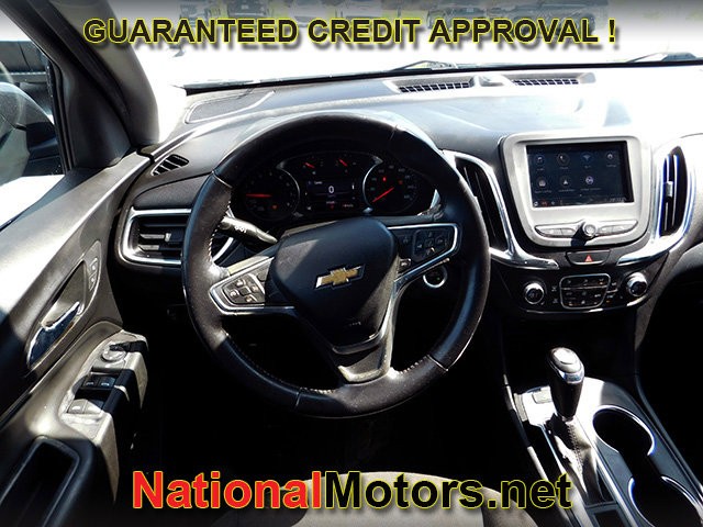 Chevrolet Equinox Vehicle Full-screen Gallery Image 11