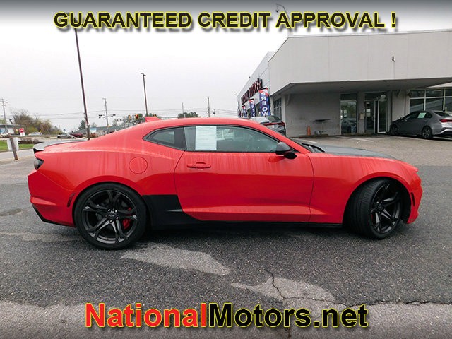 Chevrolet Camaro Vehicle Full-screen Gallery Image 04