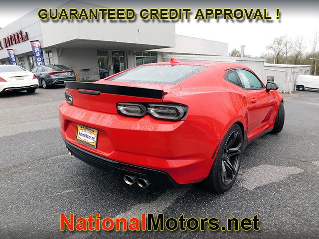 Chevrolet Camaro Vehicle Full-screen Gallery Image 05