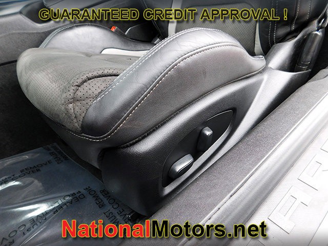 Chevrolet Camaro Vehicle Full-screen Gallery Image 10