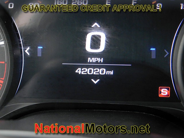 Chevrolet Camaro Vehicle Full-screen Gallery Image 18