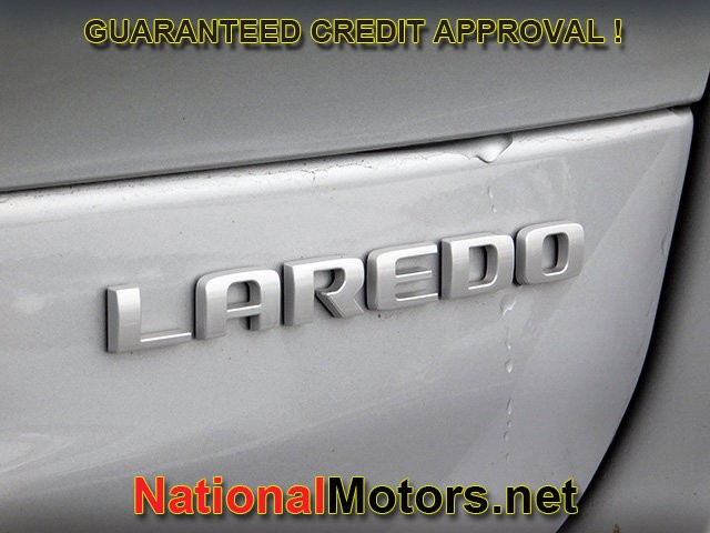 Jeep Grand Cherokee L Vehicle Full-screen Gallery Image 08