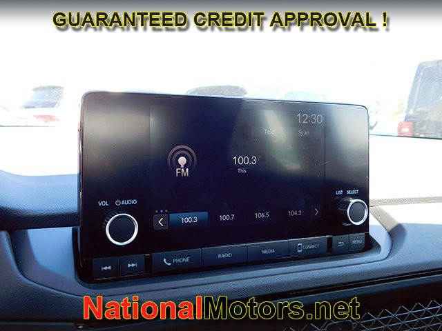Honda Accord Sedan Vehicle Full-screen Gallery Image 13