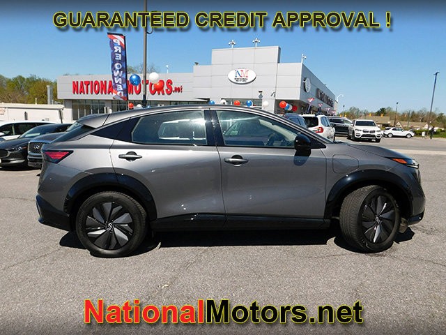 Nissan ARIYA Vehicle Full-screen Gallery Image 04